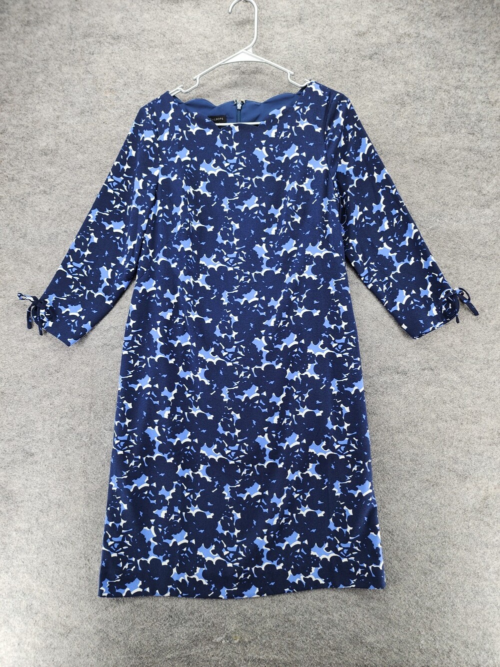 Talbots Dress Womens 4 3/4 Sleeve Blue Floral Knee Length Scallop Neckline